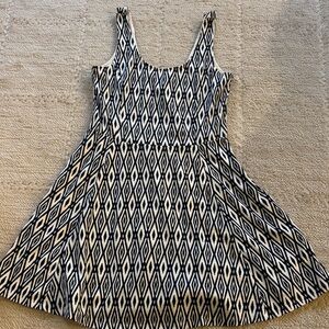 H&M Black and White Diamond Pattern Mini Dress